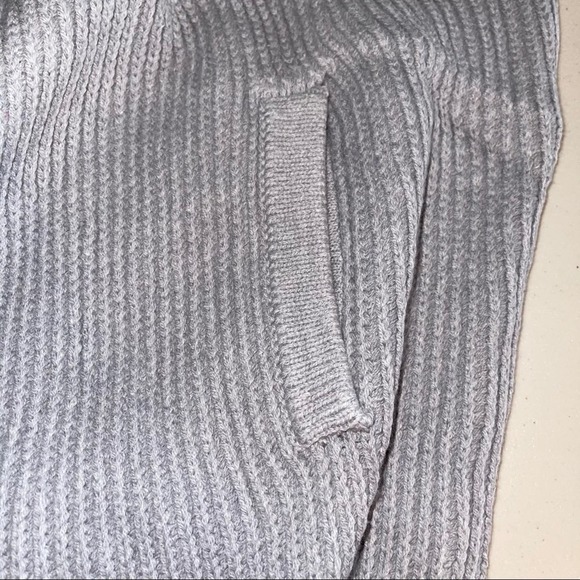 ROAMAN'S GRAY KNIT POCKETED SHORT SLEEVE CARDIGAN WRAP SIZE 12 - Picture 5 of 6